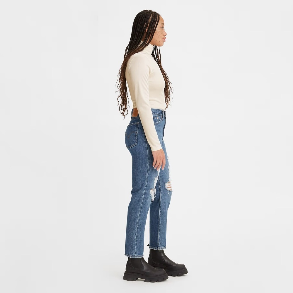 Levi’s Wedgie Straight Dark Wash Distressed Jeans NWT Size 29 - Picture 2 of 12